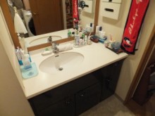 隙間を造作収納で有効活用 隙間を造作収納で有効活用